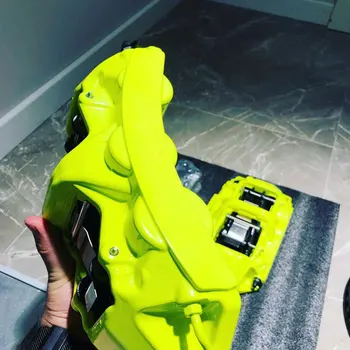 Koko De Corrida De Alta Qualidade De Freio Kit Verde-Fluorescente De Freio Sysem Atualização De Grande Calibre Kits Para Audi Tt